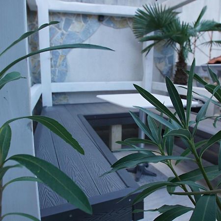 Penthouse Stoliv New Spa-Pool Villa Is Located 5M From The Sea, Exclusive Terrace,Private Jetty Wih Sunbeds, Pebble Beach, Secluded Location Total Area 375M2 At Your Disposal โกตอร์ ภายนอก รูปภาพ