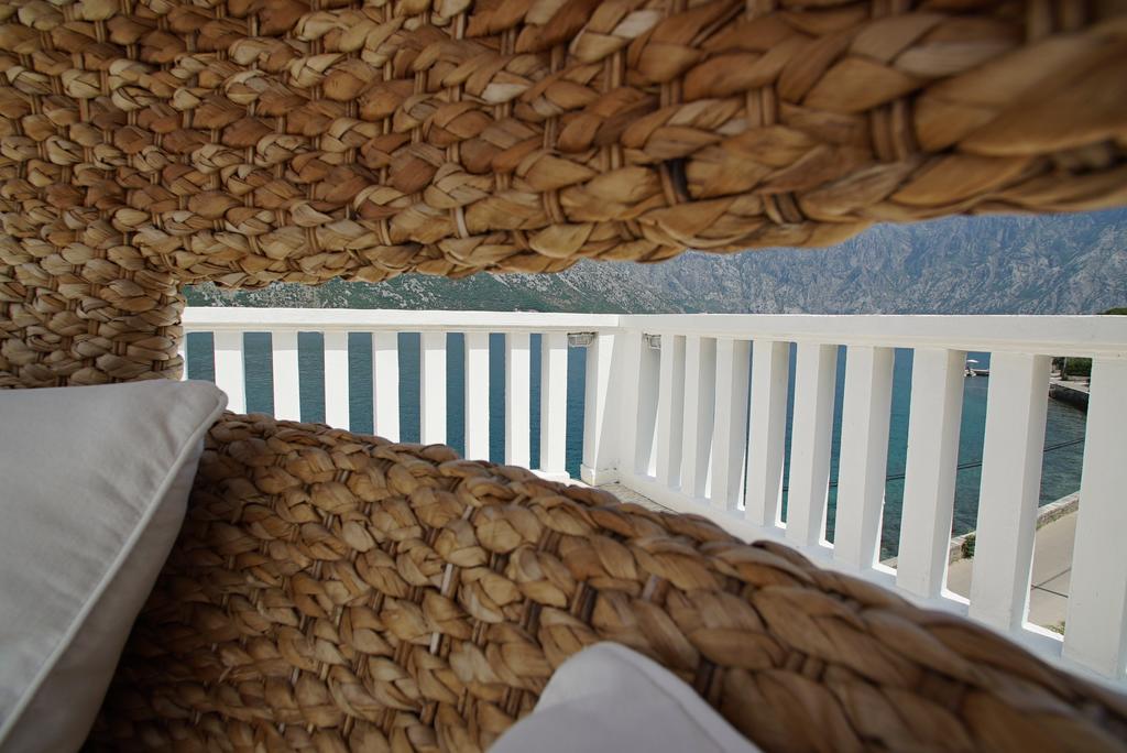 Penthouse Stoliv New Spa-Pool Villa Is Located 5M From The Sea, Exclusive Terrace,Private Jetty Wih Sunbeds, Pebble Beach, Secluded Location Total Area 375M2 At Your Disposal โกตอร์ ภายนอก รูปภาพ